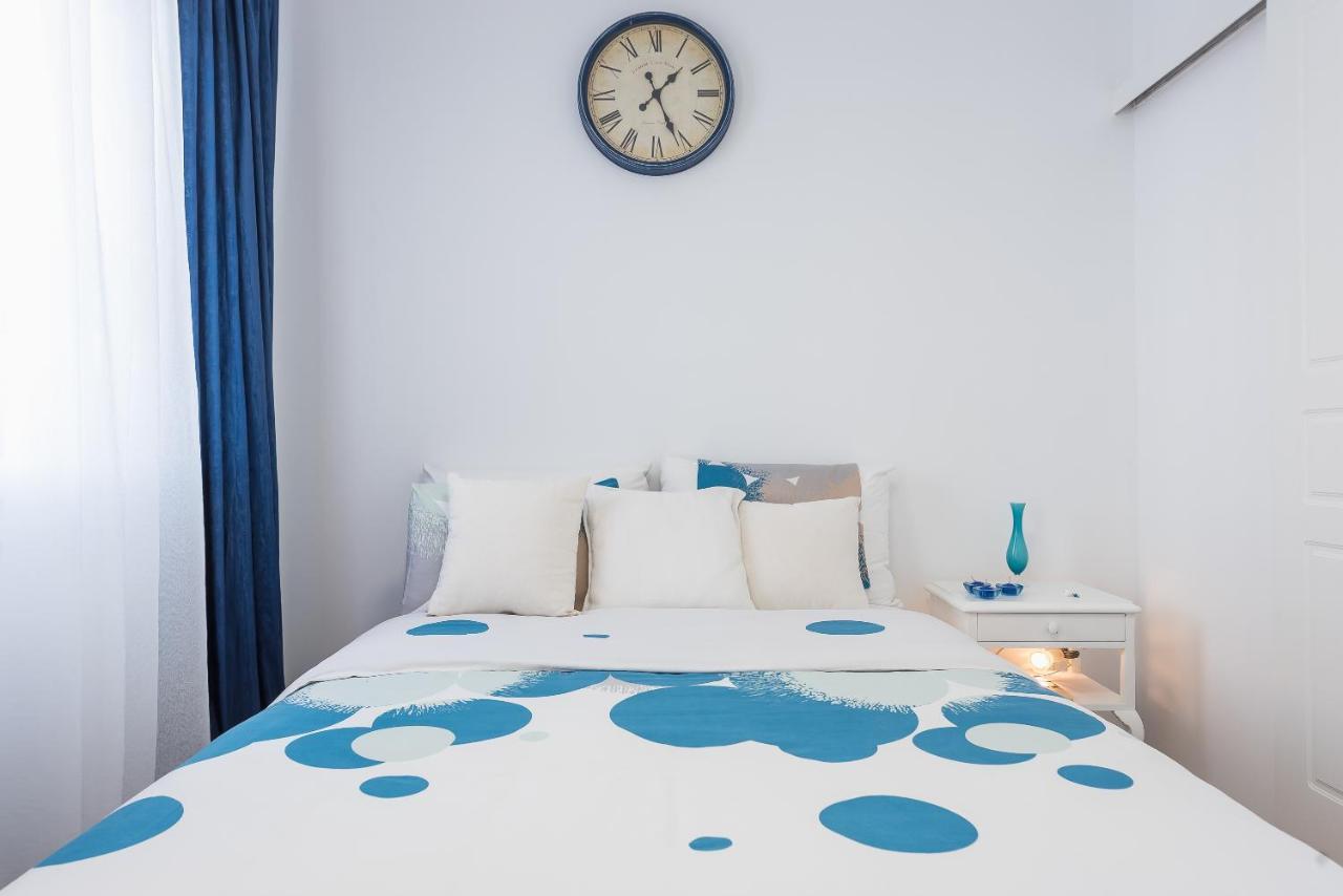 Blue Couple House Apartment